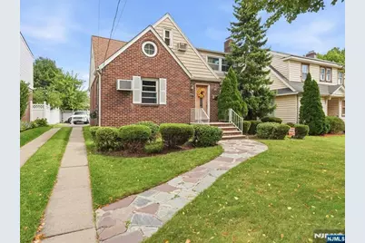 267 Lawrence Avenue, Hasbrouck Heights, NJ 07604 - Photo 45