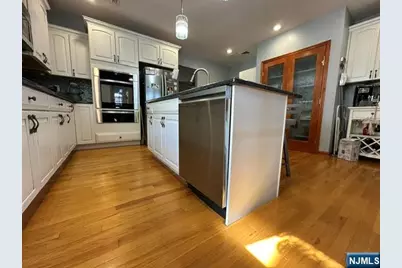 744 Third Street, Lyndhurst Township, NJ 07071 - Photo 23
