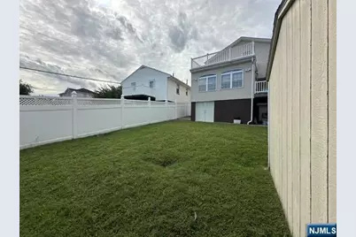 744 Third Street, Lyndhurst Township, NJ 07071 - Photo 31