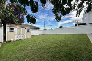 744 3rd St, Lyndhurst Township, NJ 07071 - Photo 23