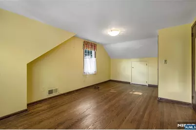 129 Forest Road, Glen Rock, NJ 07452 - Photo 13