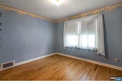 129 Forest Road, Glen Rock, NJ 07452 - Photo 11