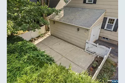 129 Forest Road, Glen Rock, NJ 07452 - Photo 19