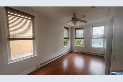 82 Edgewater Place 1 #1, Edgewater, NJ 07020 - Photo 9