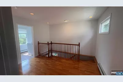 82 Edgewater Place 1 #1, Edgewater, NJ 07020 - Photo 7