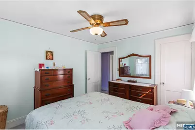 98 Davis Avenue, Hackensack, NJ 07601 - Photo 25