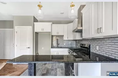 318 Dixon Avenue 302 #302, Paterson, NJ 07501 - Photo 17