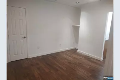 58 Wallington Avenue 1 #1, Wallington, NJ 07057 - Photo 5
