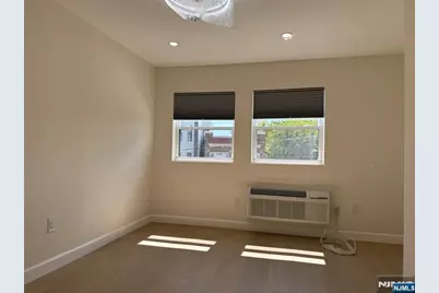 233 Palisade Avenue Apt 2 #APT 2, Jersey City, NJ 07306 - Photo 3