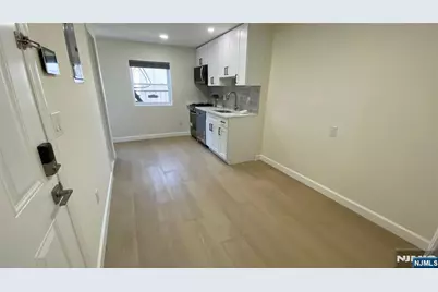 233 Palisade Avenue Apt 2 #APT 2, Jersey City, NJ 07306 - Photo 19