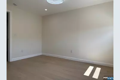 233 Palisade Avenue Apt 2 #APT 2, Jersey City, NJ 07306 - Photo 7