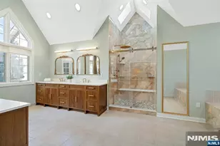 205 Bearwoods Rd, Park Ridge, NJ 07656 - Photo 15
