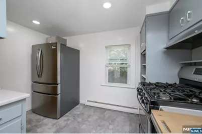 90 Edison Avenue, Nutley, NJ 07110 - Photo 15