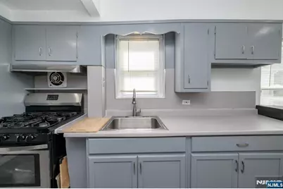 90 Edison Avenue, Nutley, NJ 07110 - Photo 13
