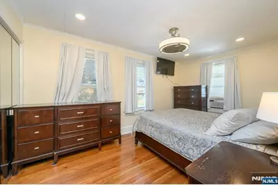 90 Edison Avenue, Nutley, NJ 07110 - Photo 23