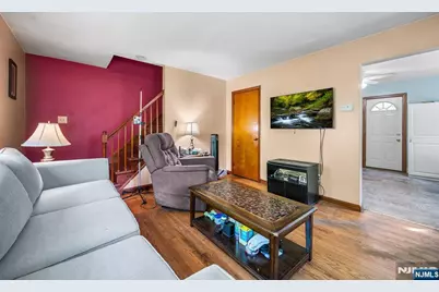 552 N Main Street, Lodi, NJ 07644 - Photo 5