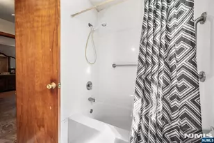 552 N Main St, Lodi, NJ 07644 - Photo 17