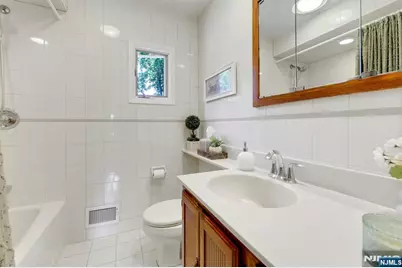27 Mary Lane, Waldwick, NJ 07463 - Photo 17
