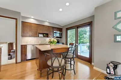 27 Mary Lane, Waldwick, NJ 07463 - Photo 9