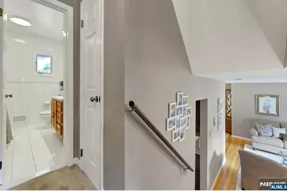 27 Mary Lane, Waldwick, NJ 07463 - Photo 11
