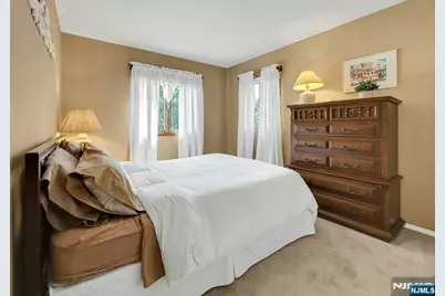 27 Mary Lane, Waldwick, NJ 07463 - Photo 15