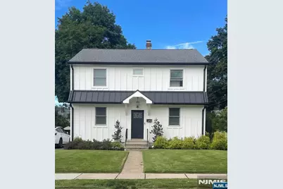 470 Northern Parkway House #HOUSE, Ridgewood, NJ 07450 - Photo 1