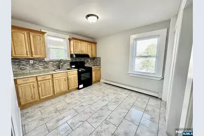 41 Greenwood Avenue 2 #2, Montclair, NJ 07042 - Photo 1