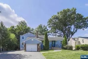 322 Hickory Ave, Bergenfield, NJ 07621 - Photo 1