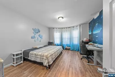 38-40 Nairn Place, Newark, NJ 07108 - Photo 9