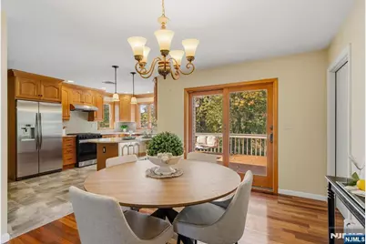 73 W Cedar Place, Ramsey, NJ 07446 - Photo 5