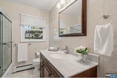 73 W Cedar Place, Ramsey, NJ 07446 - Photo 17