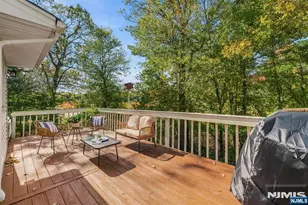 73 W Cedar Pl, Ramsey, NJ 07446 - Photo 9