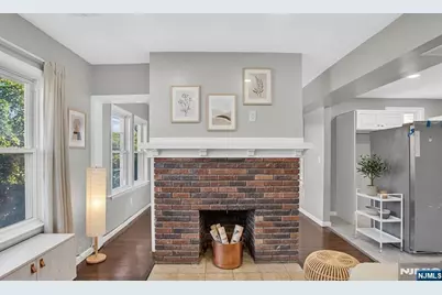 23-25 Leo Place, Newark, NJ 07108 - Photo 5