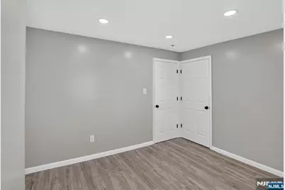 23-25 Leo Place, Newark, NJ 07108 - Photo 31
