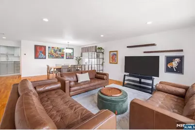 220 Cliff Street B #B, Cliffside Park, NJ 07010 - Photo 5