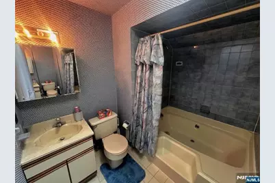 10 Matthew Road, Wayne, NJ 07470 - Photo 33