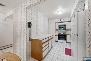 10 Matthew Rd, Wayne, NJ 07470 - Photo 13