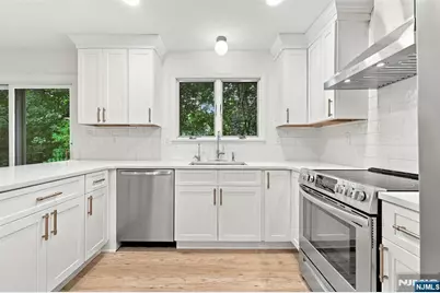 113 Alpine Court 13 #13, Stanhope, NJ 07874 - Photo 13
