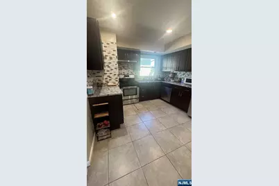 85 Eastern Way 1 #1, Rutherford, NJ 07070 - Photo 7