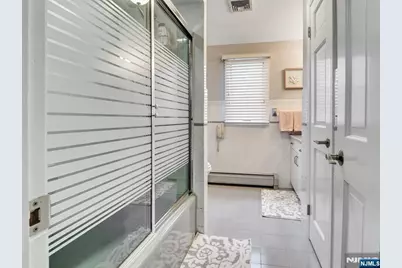 69 Lincoln Street, Fairview, NJ 07022 - Photo 25