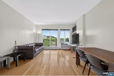 1212 City Place 1212 #1212, Edgewater, NJ 07020 - Photo 3
