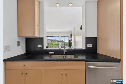 1212 City Place 1212 #1212, Edgewater, NJ 07020 - Photo 9