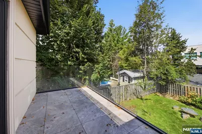 71 Dillingham Place, Englewood Cliffs, NJ 07632 - Photo 19