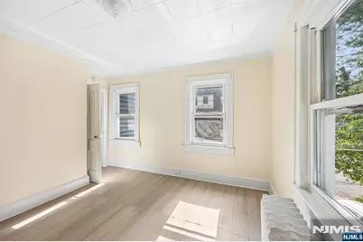 59 Clinton Avenue, Bergenfield, NJ 07621 - Photo 29