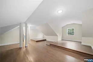 16 Coles Ct, River Edge, NJ 07661 - Photo 19