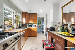 268 Midland Ave, River Edge, NJ 07661 - Photo 7
