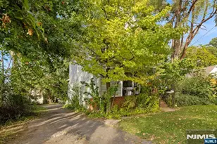 268 Midland Ave, River Edge, NJ 07661 - Photo 21