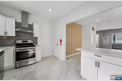 106 Paine Avenue, Irvington, NJ 07111 - Photo 7