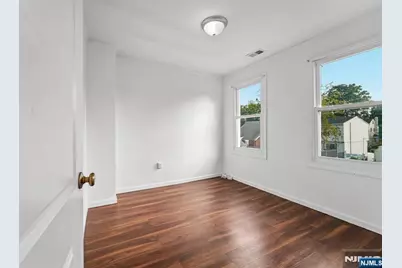 106 Paine Avenue, Irvington, NJ 07111 - Photo 13