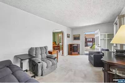 146 Bergen Avenue, North Arlington, NJ 07031 - Photo 3